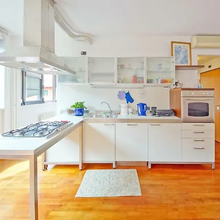 Dolcevita N 329 Апартаменты *